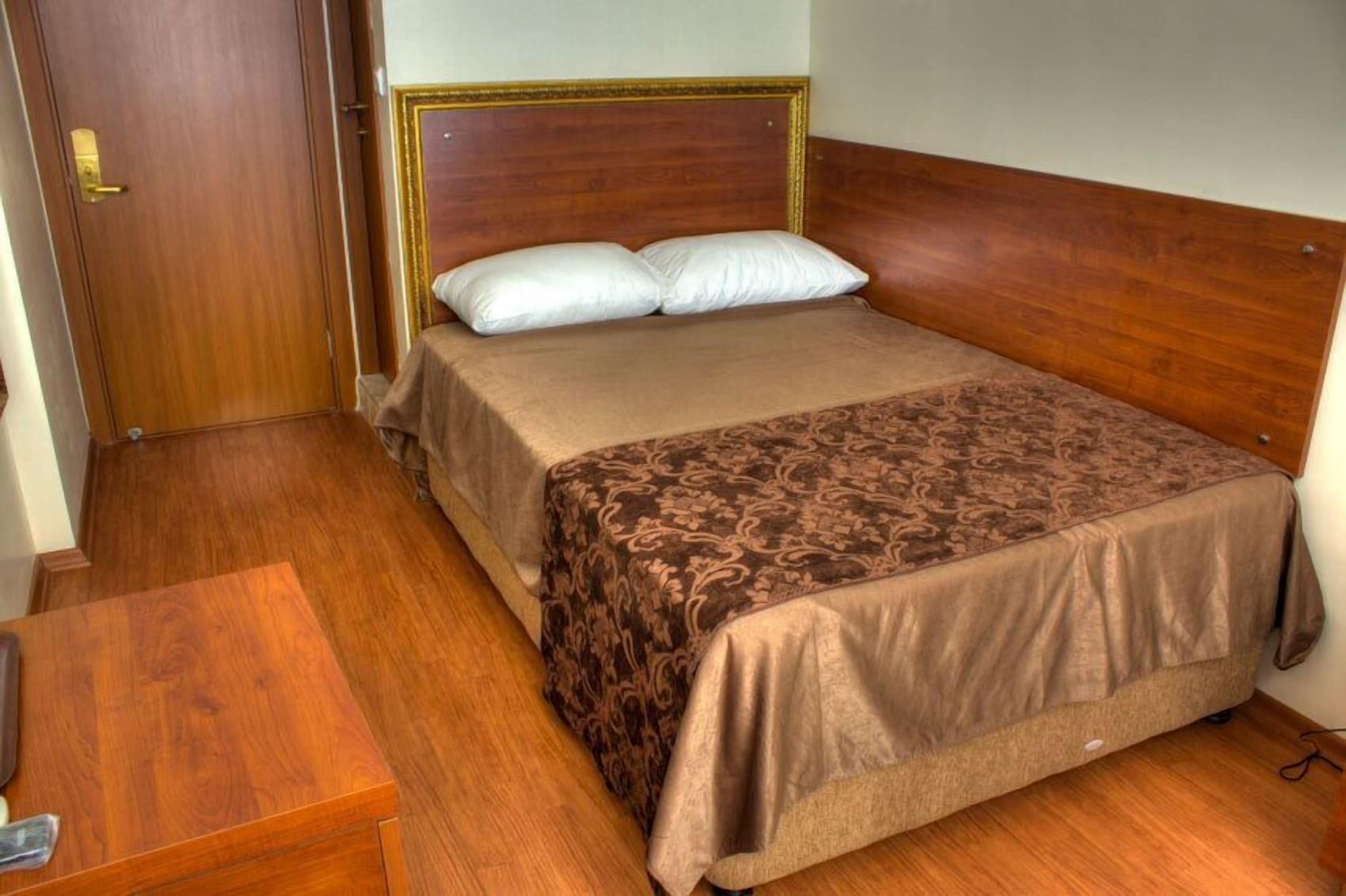 Hotel Real Life Istanbul Exterior photo
