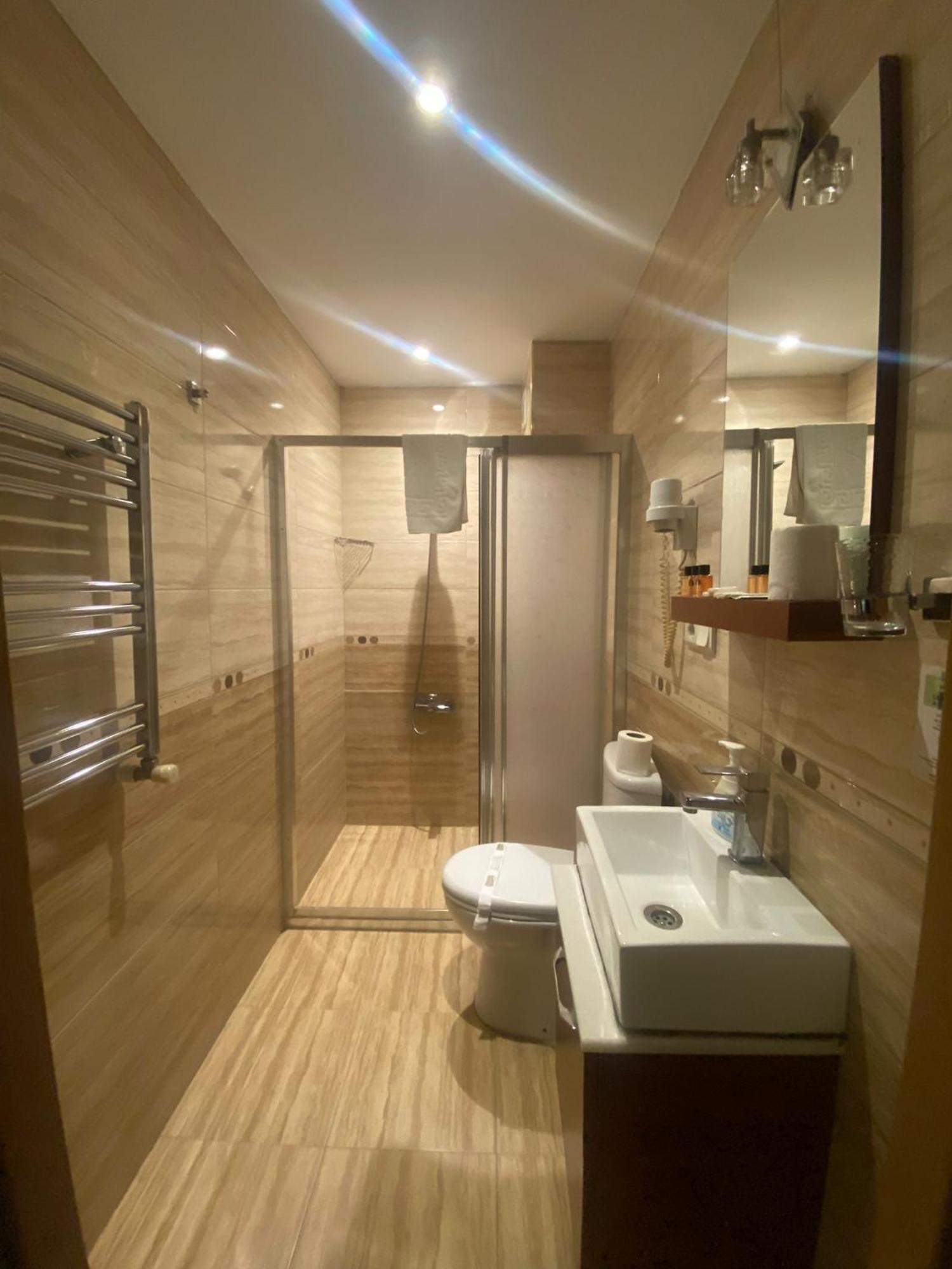 Hotel Real Life Istanbul Exterior photo